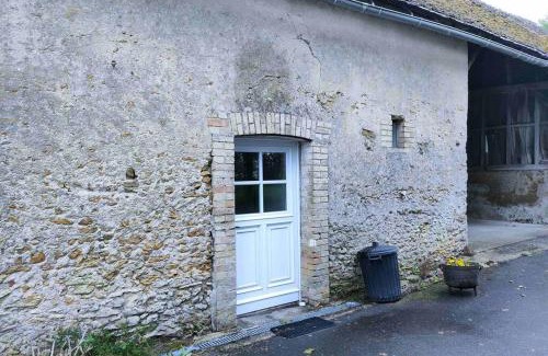 Champagne Casa | Studio "Rêves de gamins" proche du pôle Européen et circuit des 24h, Champagné