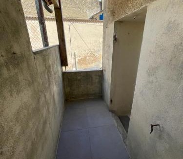 Blaye Apartamento | Studio refait à neuf avec cuisine équipée R1