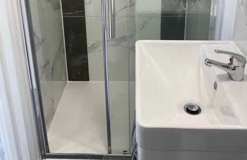 West Hendon Apartamento | Studio - Sleeps 2 - Pet friendly - Parking