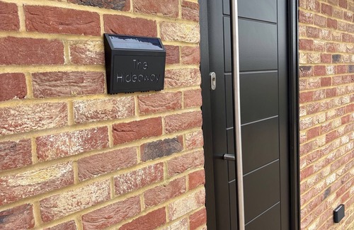Tenterden Apartamento | Studio - Sleeps up to 4 & Free Parking
