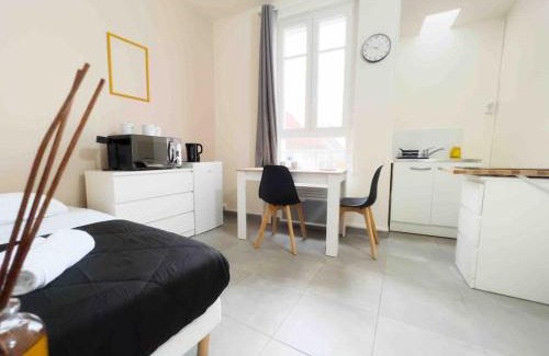 Meaux Apartamento | Studio SN4 - Centre-Ville Meaux - Proche Disneyland