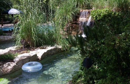 Big Cedars Apartamento | Studio Suite, Sleeps 4, at Big Cedar Wilderness Club in Branson, MO!!