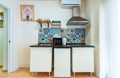 Burriana Apartamento | Estudio 'Tajmahal Precioso Loft' con balcón, Wi-Fi y aire acondicionado