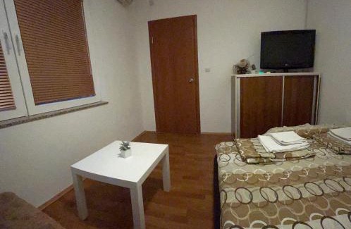 Lagadin Apartamento | Studio Tamara