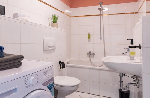 Sonnenberg Apartamento | Studio THREE/Wifi/Netflix/3 getrennte Betten