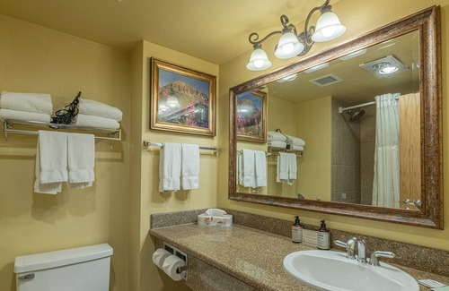 Crested Butte Condominio | Studio With 2 Kings In Base Area 1 Bedroom Condo - No Cleaning Fee! by Redawning