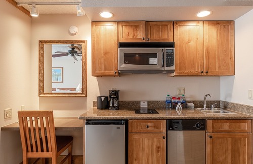 Crested Butte Condominio | Studio With 2 Kings In Base Area 1 Bedroom Condo - No Cleaning Fee! by Redawning
