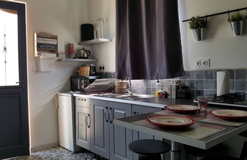 Tavel Apartamento | Estudio con altillo y piscina cerca de Aviñón