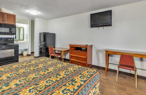 Emporia Hotel | Studios and Suites 4 Less Emporia