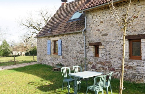 Saint-Chamarand Villa | Maravillosa casa de vacaciones privada para 6 personas con TV, terraza y aparcamiento