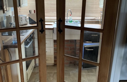 Queensbury Cabaña | Stunning 1-Bed Cottage in Halifax