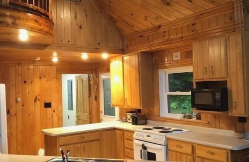 Brier Hill Casa | Stunning 1000 Islands Riverhouse w/private dock