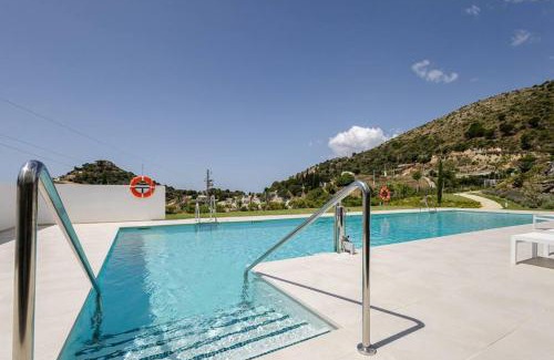 Ojen Apartamento | Stunning 2 bedroom Palo Alto, pool + gym RDR304