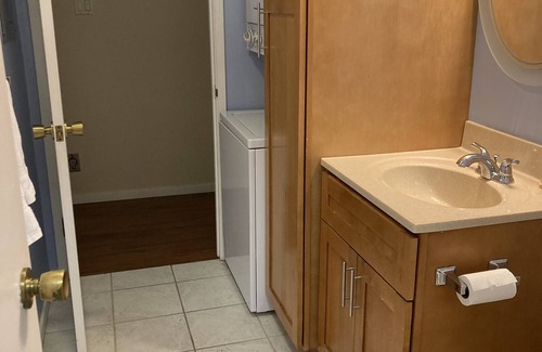 Lakeview Apartamento | Stunning 2bedr with patio,parking, garden in exclusive neighborhood.Premier Host