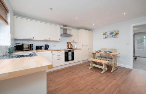 Market Rasen Casa | Stunning 3 bed with parking & garden