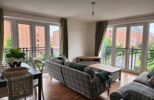 Slateford Apartamento | Stunning 3Bed with Balcony and Free Parking