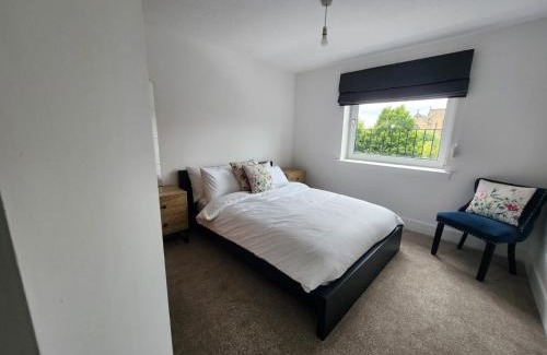Slateford Apartamento | Stunning 3Bed with Balcony and Free Parking