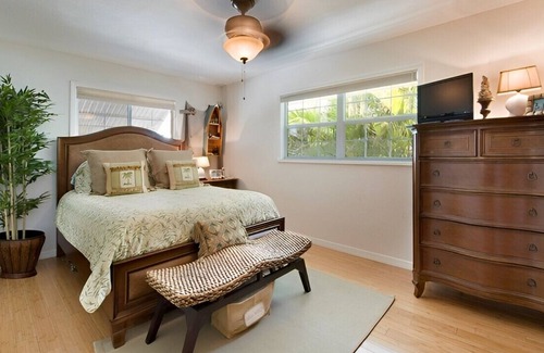 White Marlin Beach Casa | Stunning 3BR Getaway Home! W/ Private Beach Access