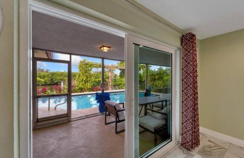 Clearwater Casa | Stunning 3BR Home offers water view Minutes to the Beach