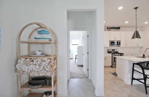 Lakewood Ranch Casa | Stunning 3BR pool home in resort like Lorraine Lakes - Casa De Bleu
