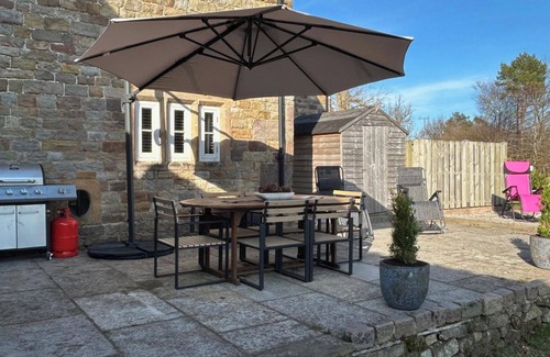 Winkhill Casa | Stunning 4 Bed Peak Dist Farmhouse Alton Towers