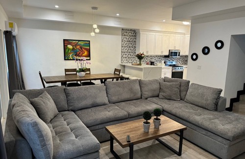 South Seas Estates Casa | Stunning 4-Bedroom Home