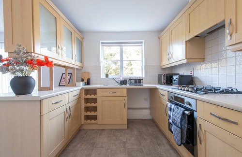 Eastbrook Casa | Stunning 5 bedroom detached house in Hornchurch