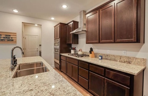 Lodi Casa | Stunning 5BR Wine Country Retreat in Lodi