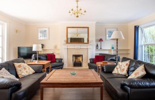 Widemouth Bay Casa | Stunning 6 Bedroom Cottage near Cornish Coast