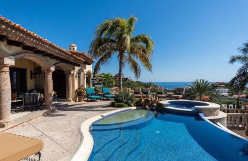 Pedregal Villa | Stunning 6BD Pedregal Villa Maria