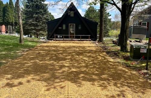 Nekoosa Cabina | Stunning A-Frame on Lake Sherwood near Sand Valley