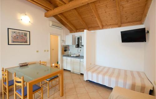 Saplunara Apartamento | Stunning Apartment In Saplunara