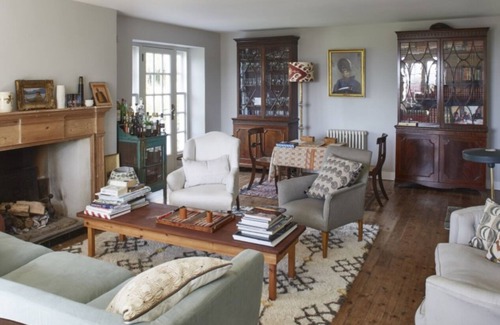 Honiton Casa | Stunning Arts and Crafts family home Outstanding views tennis court