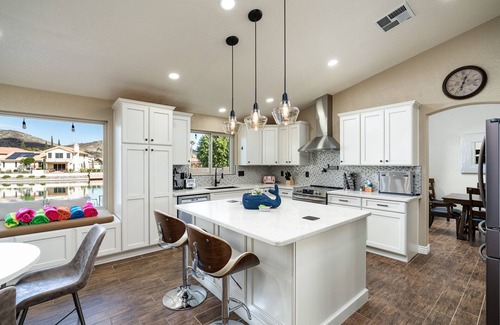 Arrowhead Lakes Casa | Stunning AZ Home On Lake!