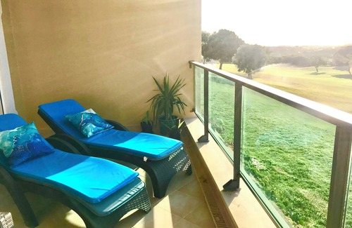 Atalaia Apartamento | Stunning bay views overlooking championship golf course