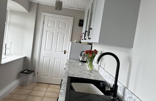 New Quay Apartamento | Stunning Beach Front Apartment - Watch the dolphins over breakfast