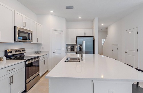 Sarasota Casa | Stunning, Brand New in Skye Ranch, Close to Mayakka, 12 Miles to Beaches