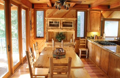 Long Barn Cabina | cabina en un impresionante 400 acres parque arbolado cerrada cerca de Pinecrest y Dodge Ridge