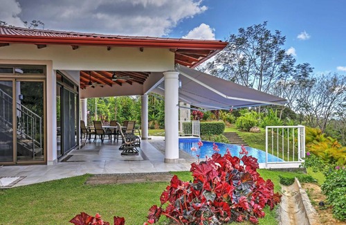 Ciudad Cortés Casa | Stunning Casa de la Roca House with Infinity Pool!