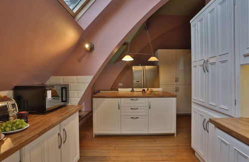 Oxenhope Casa | Stunning Chapel, Haworth Yorkshire Hot Tub for 6, Celebration House Superb Views