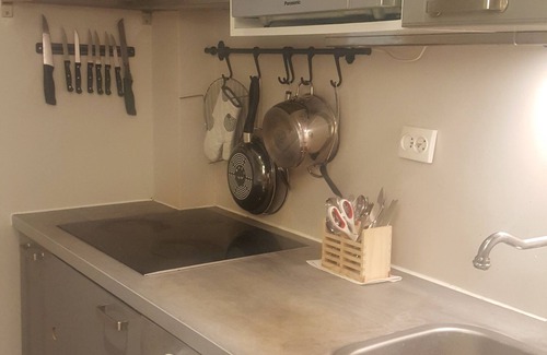 Ocquerre Casa | Stunning Chateau apartment near Paris, EuroDisney-Disneyland, Champagne region