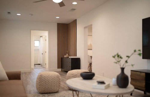 Clovis Casa | Stunning Clovis Retreat Nestled In Prime Location