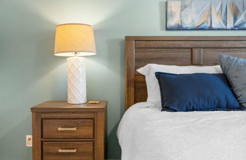 Park Shore Apartamento | Stunning Condo at Park Shore Resort 149