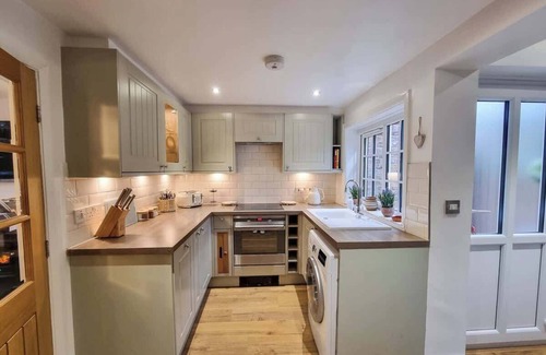 Knutsford Cabaña | Stunning Cottage in Knutsford by City SuperHost