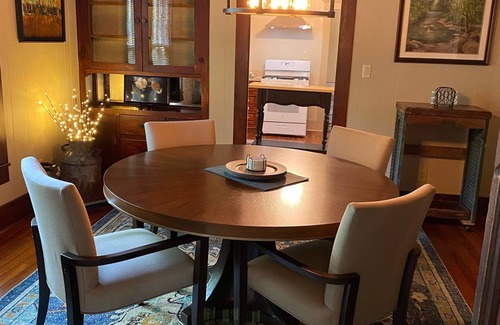 Cotter Casa | Stunning Cottage in Old Town Cotter