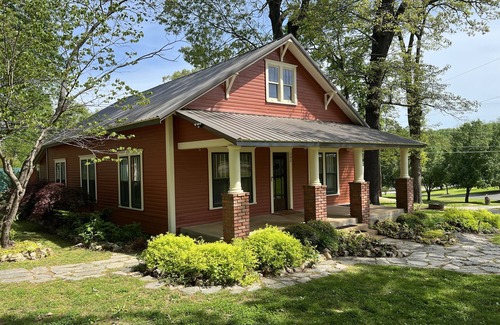 Cotter Casa | Stunning Cottage in Old Town Cotter