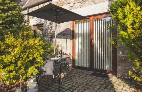 Inverurie Apartamento | Stunning Country House - Cinema, Games Room & Hot Tub