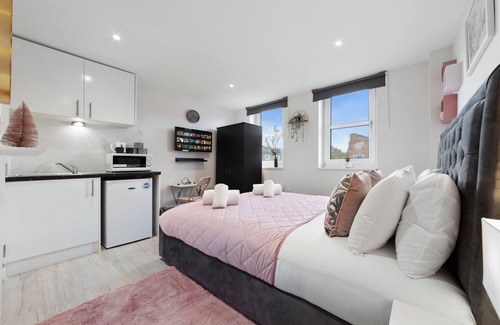 Penge Apartamento | Stunning Ensuite Room Crystal Palace London Se20