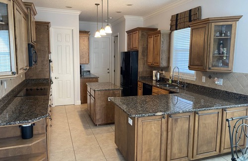 Florida Indian River Casa | Stunning Estate Home, lots of privacy but close to everything.