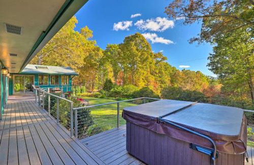 Skyland Casa | Stunning Fletcher Home Hot Tub and Fire Pit!